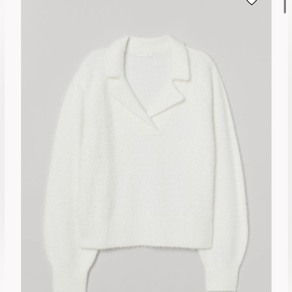 HM WHITE COLLARED KNIT SWEATER